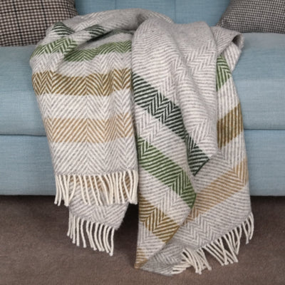 The Grassland Shetland wool throw